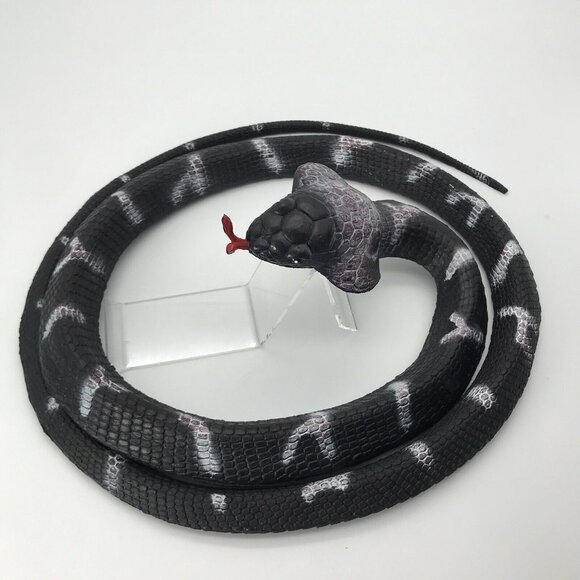 Toys R Us Maidenhead Cobra Snake Large Plastic Rubber Prop Toy Animal Black - Picture 2 of 12
